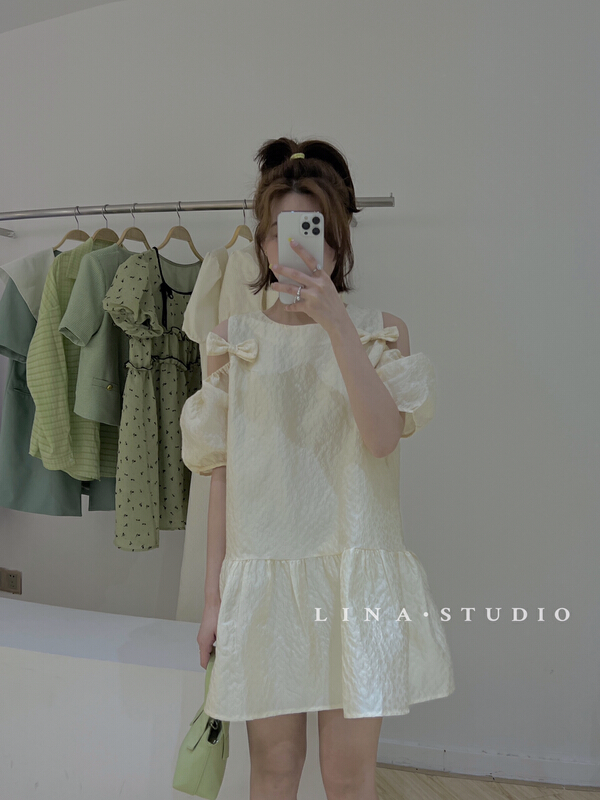 New in early summer! [Lina] French a-bow off shoulder age reducing princess dress 0116# hjy