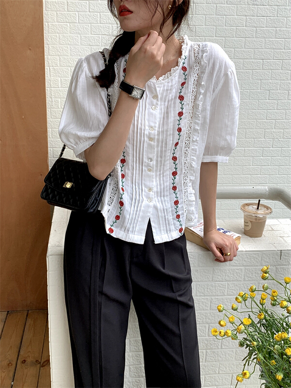 [about me] Korean embroidery design, loose and thin shirt 213017# cqw