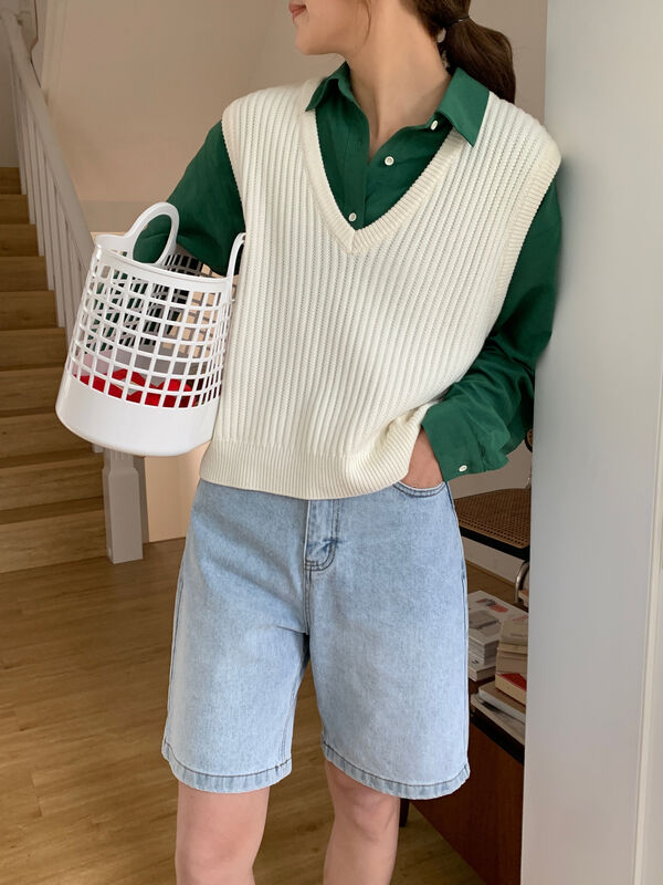[feeding] simple solid color versatile V-neck vest ys3-628# cqw