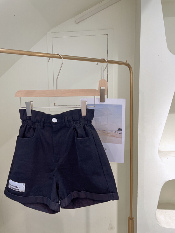 New in early summer! [Hebe] white label flower bud elastic casual shorts 9156# XYJ