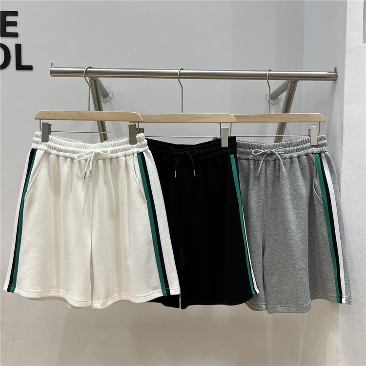 [the pool] round neck contrast short sleeve T-shirt + comfortable casual shorts two piece suit 2245-1# ZZL