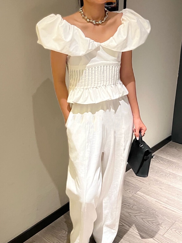 New in early summer! [Bella Bella] off shoulder pleated blouse 8149# WTT