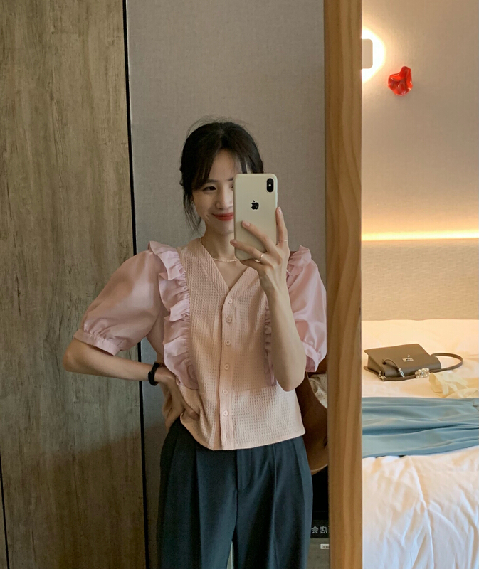 [Dai Dai] Korean version design sense minority stitched small shirt with fungus edge (only selling tops) 4671# HBx