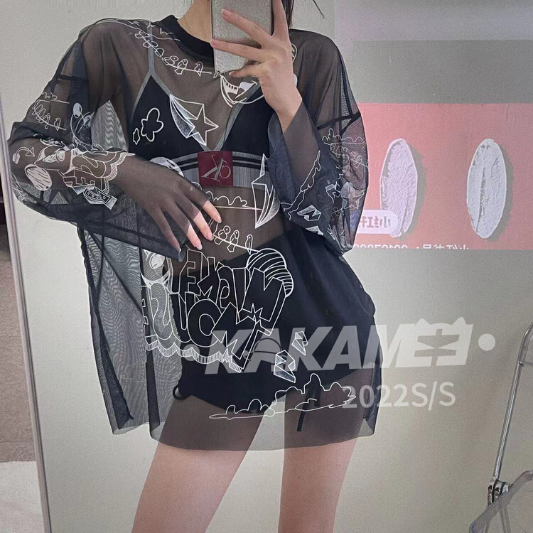 現貨!初夏上新!【KAKAMEE】米奇印圖網紗打底衫  3919#  LSL