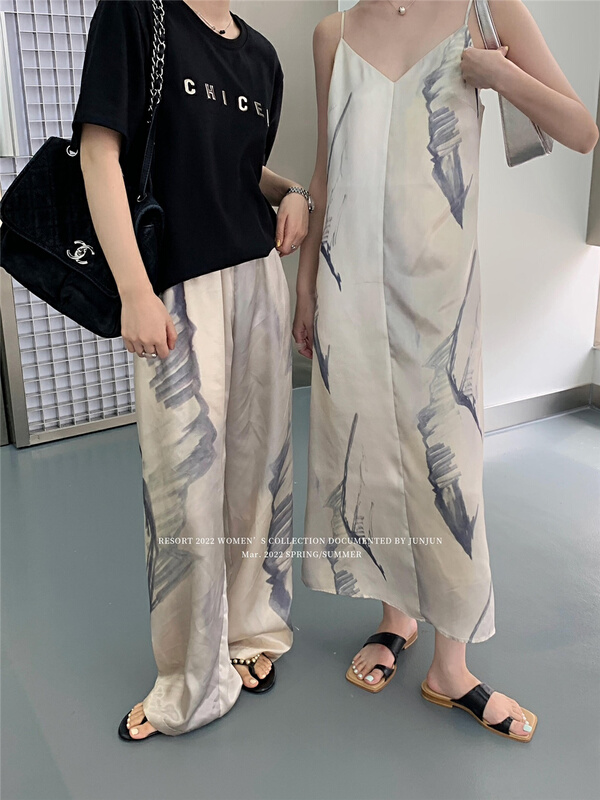 goods in stock! New in early summer! [DT class] fashionable Satin printed straight casual pants 4493# XYJ