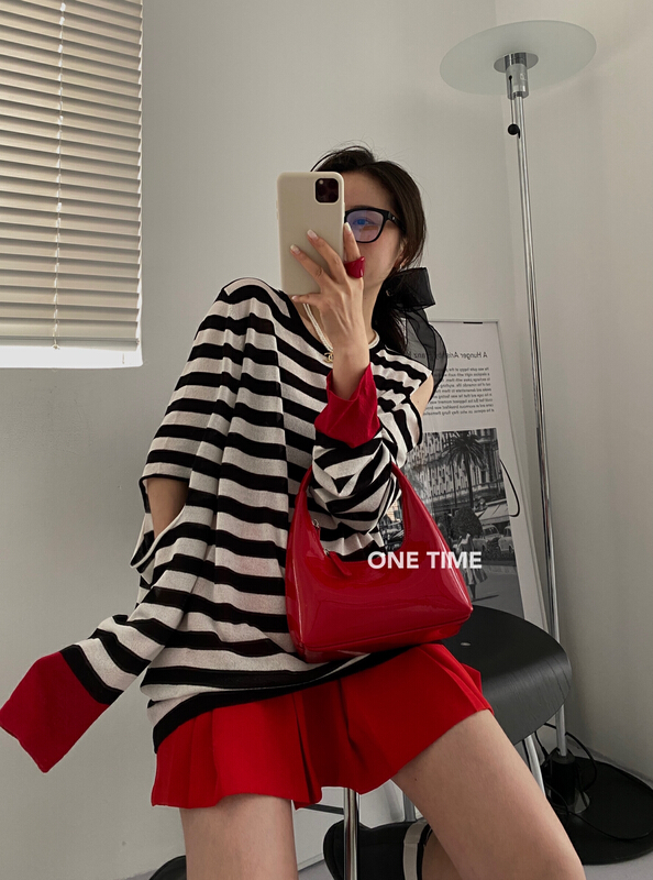[one time] Korean striped off shoulder loose sunscreen shirt 29323# CLS