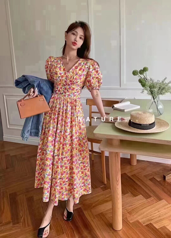goods in stock! New in early summer! [x · h studio] French bubble sleeve floral V-neck dress 3008# ozq