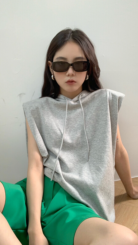 [onivinage oni] loose and versatile shoulder padded vest / sling vh22y4871# zxl