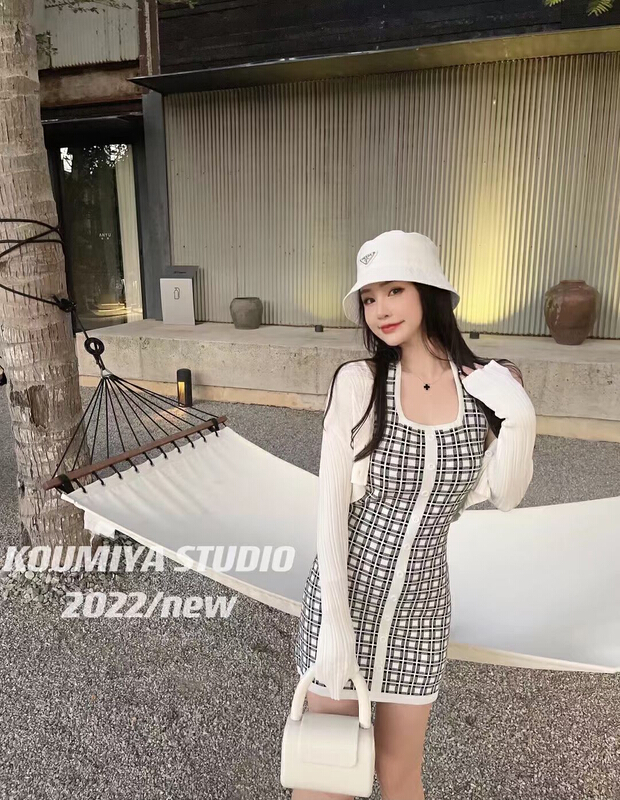 goods in stock! New year in early spring! [M.H] round neck single breasted knitted cardigan + neck sexy dress suit 2271# PCZ