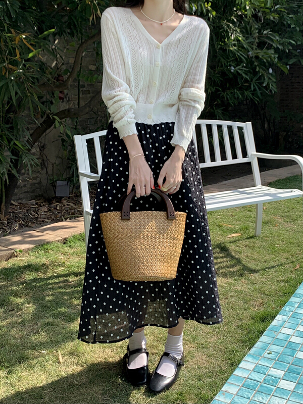 The original price is 95.88! New in early summer! [Moxi] Korean versatile wave point elastic waist skirt 79586# XJ