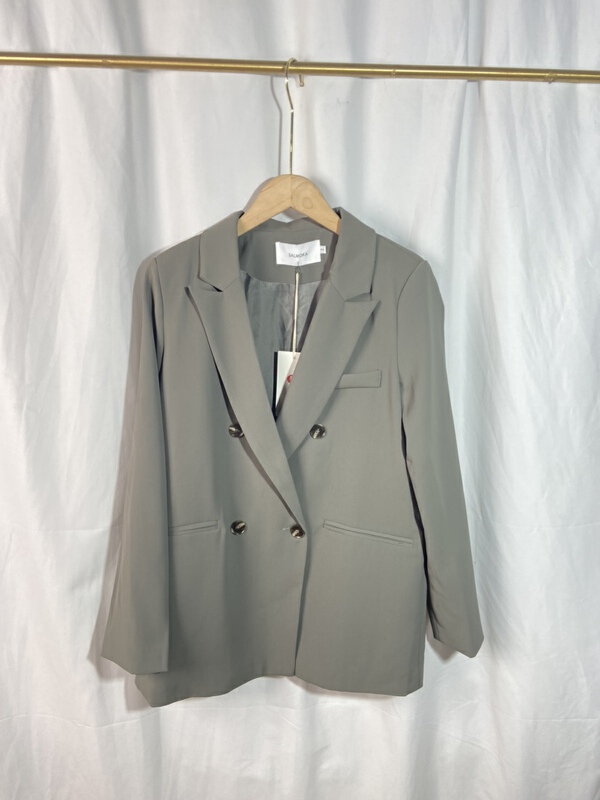 New in early summer! [Yi show shop] double breasted deduction, age reduction, loose and slim suit 1141# Cl