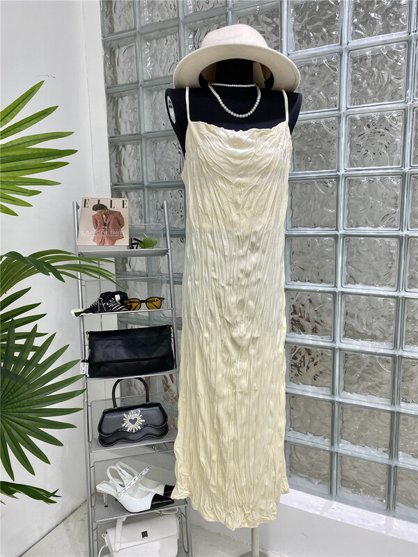 Cxdhh / new in early spring! [strict selection - planting grass and trees] Korean version simple suspender velvet dress xc15-20882# jhy