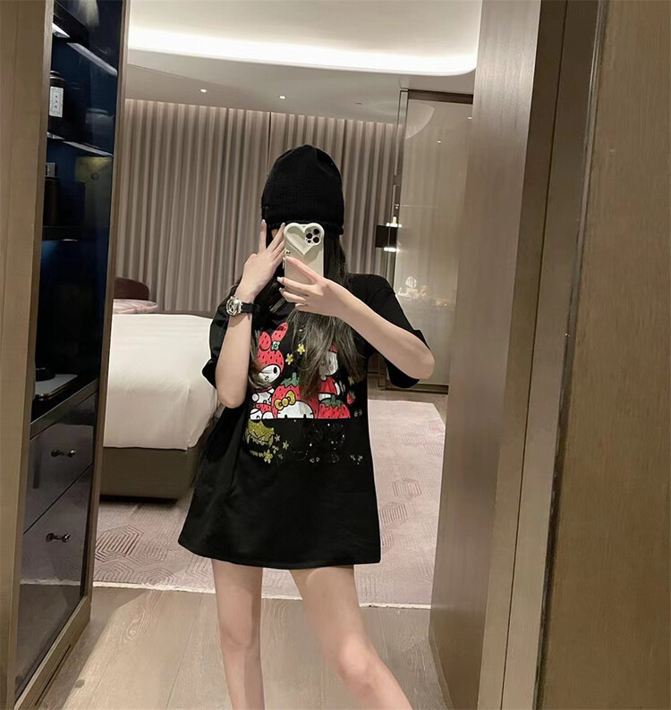 New in early summer! [big C studio] round neck cartoon print age reducing short sleeve T-shirt 1787# PCZ