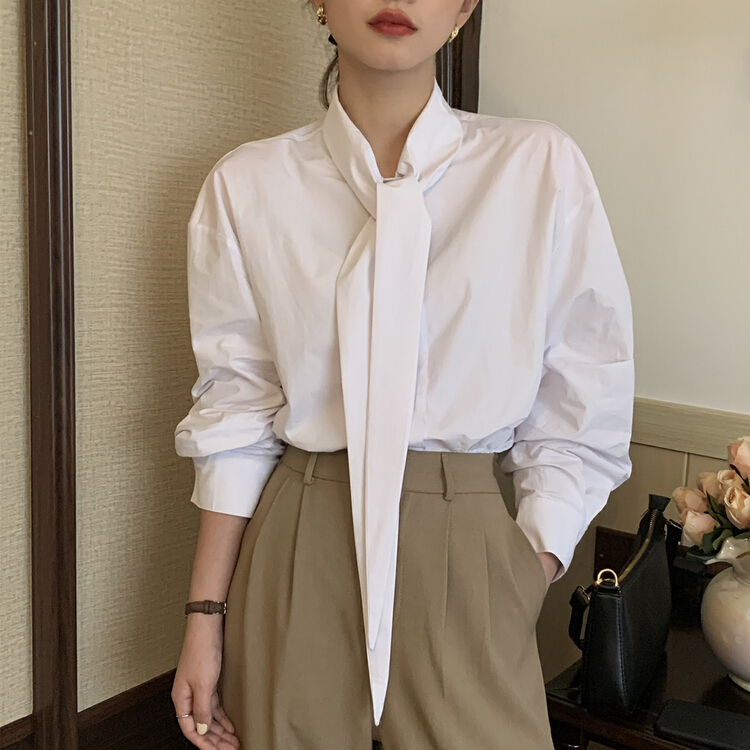 New year in early spring! [timely rain] Han Feng ins simple and versatile solid color pointed collar design lace up single breasted loose shirt 56887# YYW
