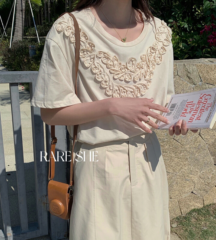 Original price 50.76! New year in early spring! [raise she] hand embroidered round neck short sleeve T-shirt a5077# LSW