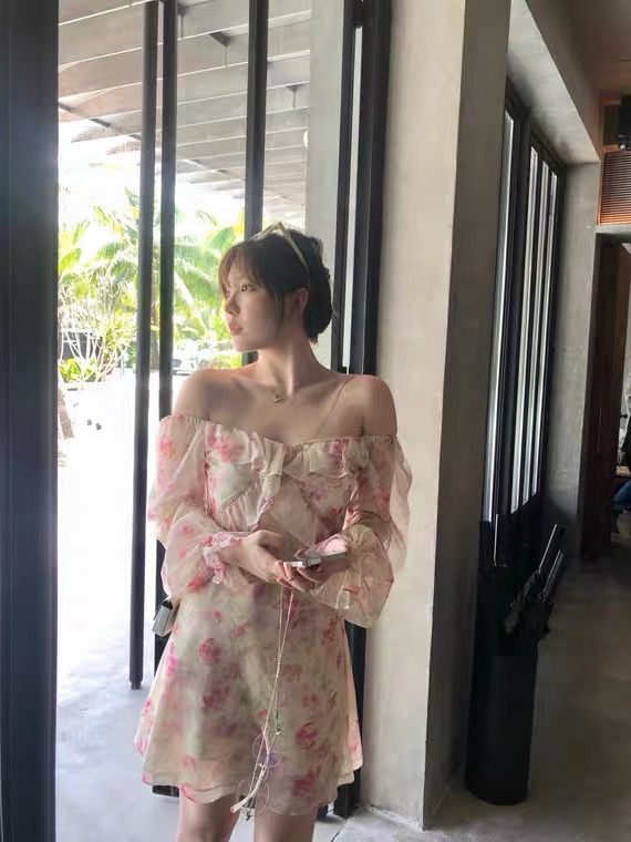 New in early summer! [L.L studio] sweet and gentle wind one shoulder waist dress 7560# PCZ