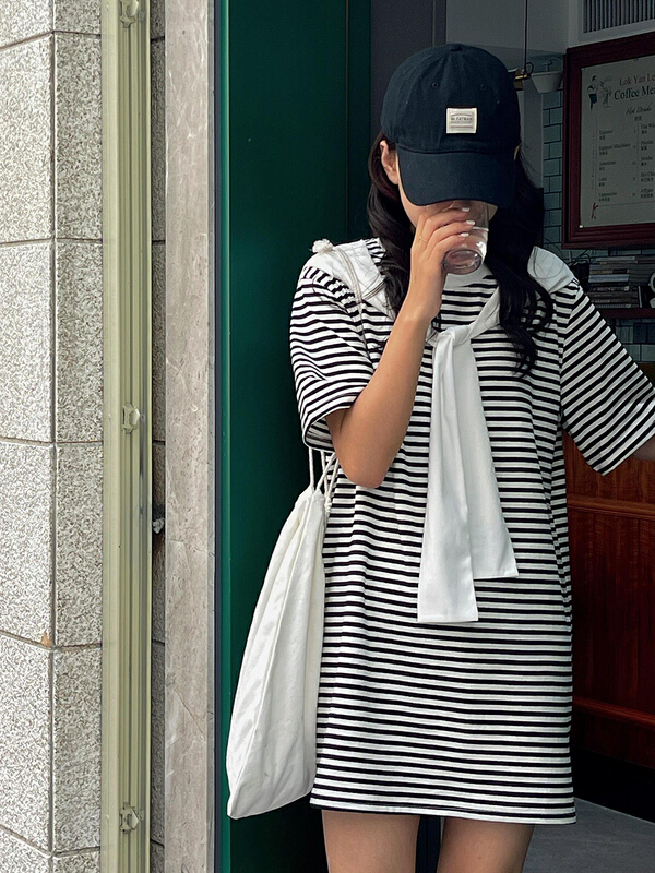 [true] stripe dress