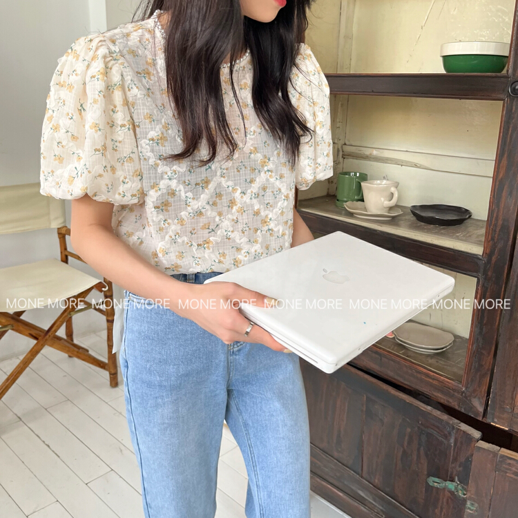 New in early summer! [mone more foam home] Korean pearl craft small broken flower pocket sleeve shirt 8069# HBx
