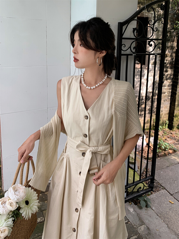 New in early summer! [CB] Korean style V-neck single breasted dress (with belt) 9523-1# JJ