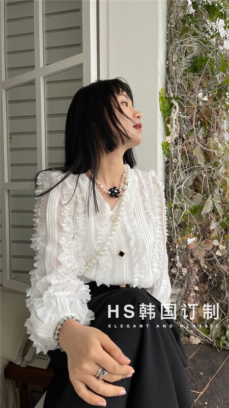 New year in early spring! [HS customized in Korea] Korean style fungus edged V-neck blouse 65035# hjy