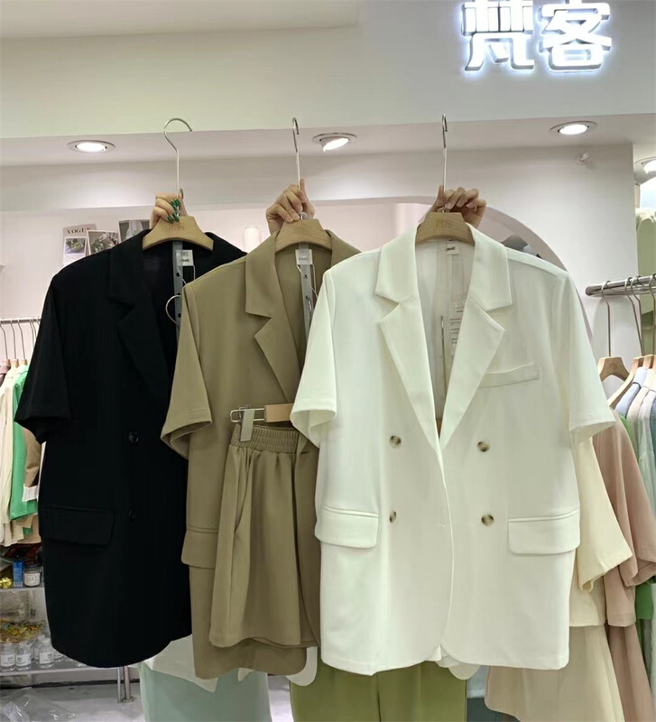 New in early summer! [Fanke Fanke] simple suit top + casual casual Shorts Set 12085# XJ