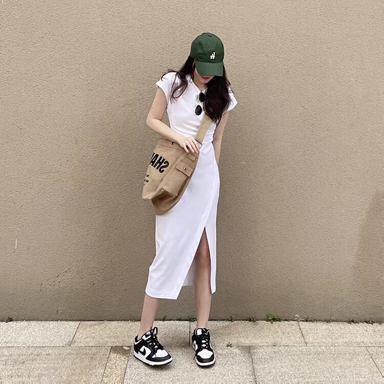 [Kiki studio] Korean simple solid color slim fitting dress 5858# hjy