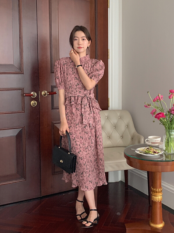 goods in stock! New in early summer! [timely rain] fashion pastoral floral dress (with belt) f217# WPL