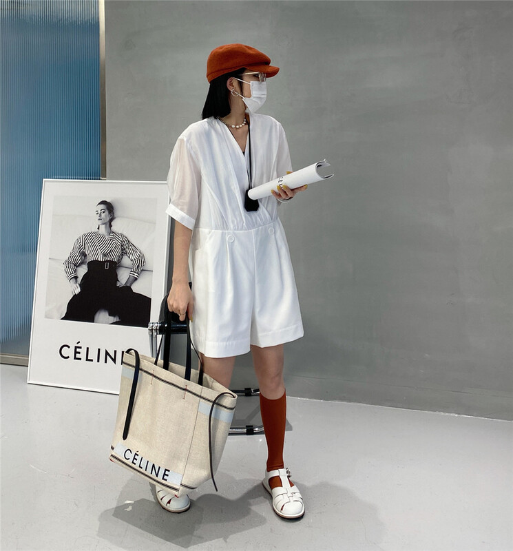 goods in stock! New in early summer! [Hyso] minimalist V-neck loose Jumpsuit 8889# XJ