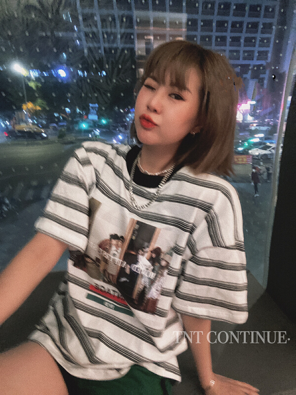 [TNT continue] Korean simple stripe beautiful drawing short sleeve T-shirt 273# XYY
