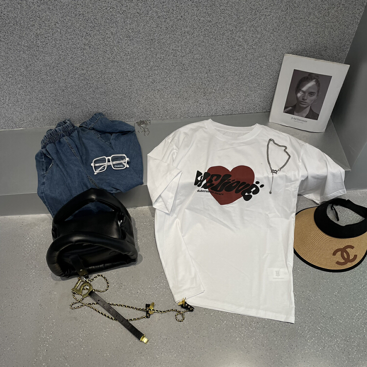 Original price 89.11! New in early summer! [bobo1972] love fashion versatile short sleeve T-shirt ac220879# ozq