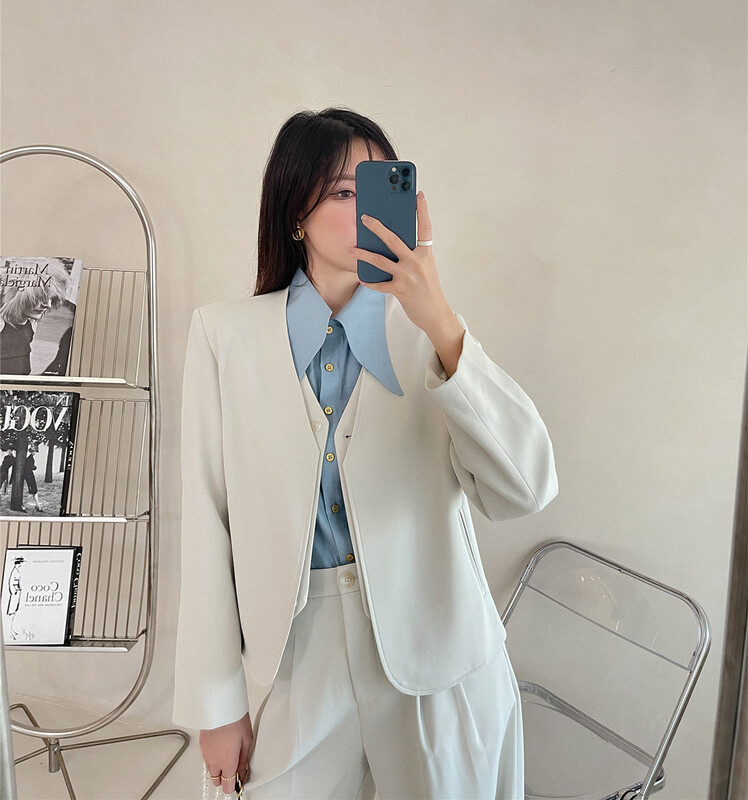 New year in early spring! [Hanna including that] V-collar fake two-piece temperament fashion suit m5102# XJ