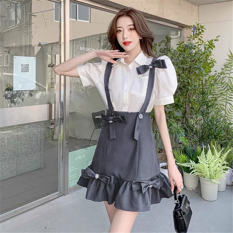 [Linna] Korean comfortable shirt + lady suspender skirt set (with detachable bow) 124599# zxx
