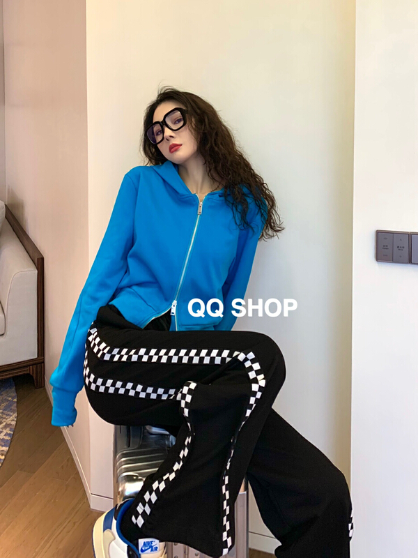 早春上新!【QQ SHOP】連帽字母印花短外套  86017#  OZQ