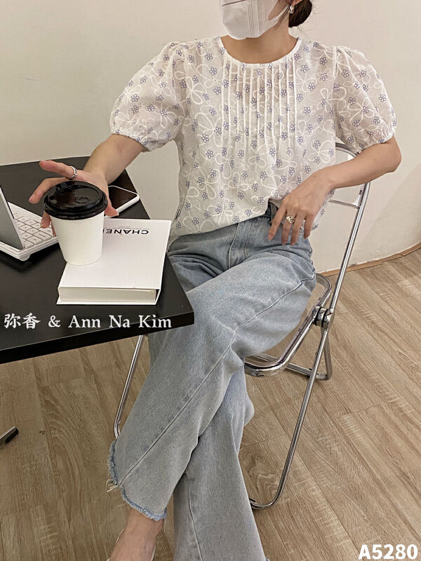 [Mi Xiang] embroidered flower sweet shirt 5280# hjy