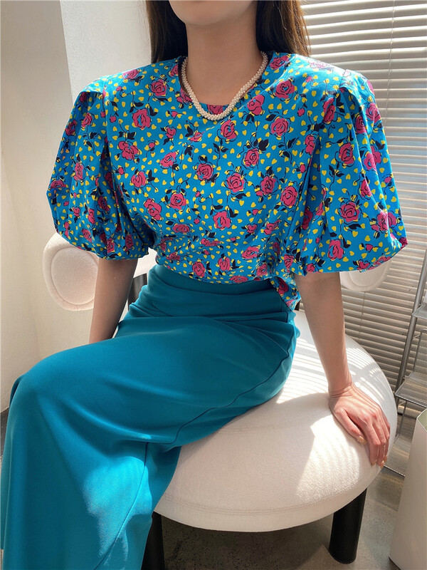 New year in early spring! [modern 197] Korean version broken flower bubble sleeve shirt 3130# zyh