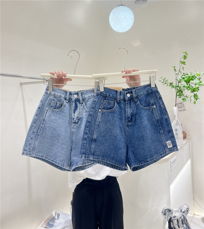 [cuvvi] design sense Korean fashion denim shorts 1509-1 light blue-2 dark blue # LSL