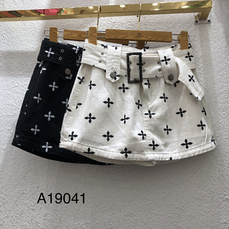 goods in stock! New in early summer! [queen] Korean loose and versatile skirt pants (with belt) a19041# ozq