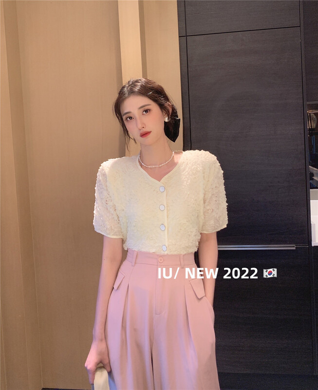 goods in stock! New in early summer! [IU] lady V-neck single breasted bubble sleeve blouse 6711# WPL