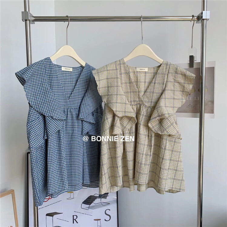 New in early summer! [Bonnie] Korean V-neck ruffled Plaid vest / sling 2278# XYJ