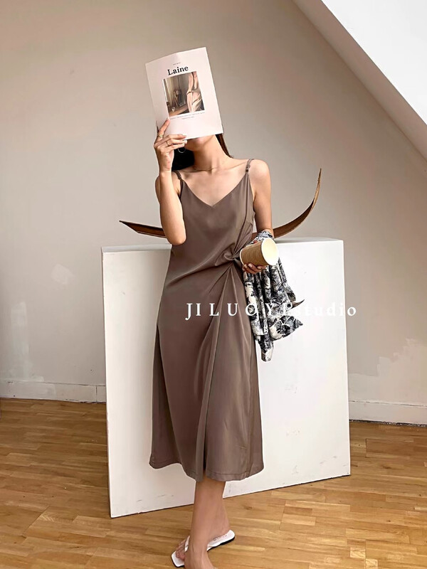 New year in early spring! [remember Luoyi] suspender slim lady dress w603# L