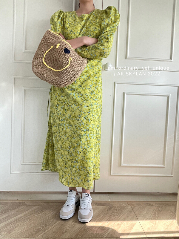 goods in stock! New year in early spring! [TZM] pastoral round neck slim dress (with waist rope) 9831# LSW