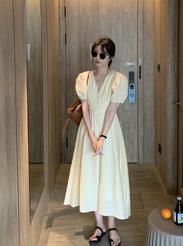 [y.jia Yijia] simple V-neck bubble sleeve dress 8958# PCZ