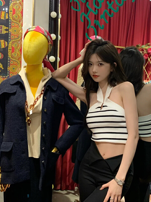 [x · h studio] Strapless striped Halter Pullover sexy temperament exposed collarbone vest / sling 623# ozq