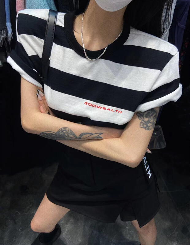 [buyer's strict selection - God of wealth] round neck contrast stripe short sleeved T-shirt 1530# Cl
