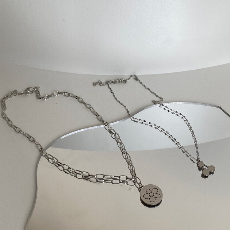 [inside] Korean cool style, small crowd design, double-layer laminated short necklace x1989# zxl