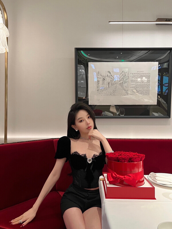 [Doudou family] lace love diamond velvet fishbone blouse 88317# CLS