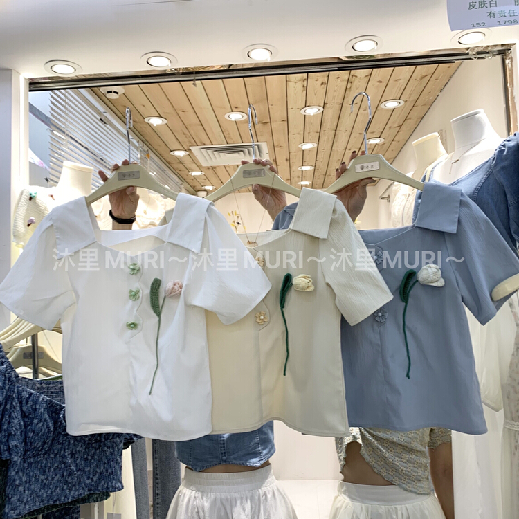 [Muri] breathable and stiff cotton, hand embroidered tulips, customized flower buttons, versatile temperament, high-grade small shirt 60712# HBx