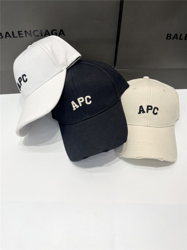 [Wang] letter fashion versatile hat ys4-6# zxl