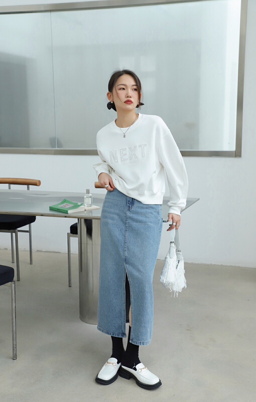 New year in early spring! [Za] flash diamond embroidered letter printed loose sweater 10352# LSL