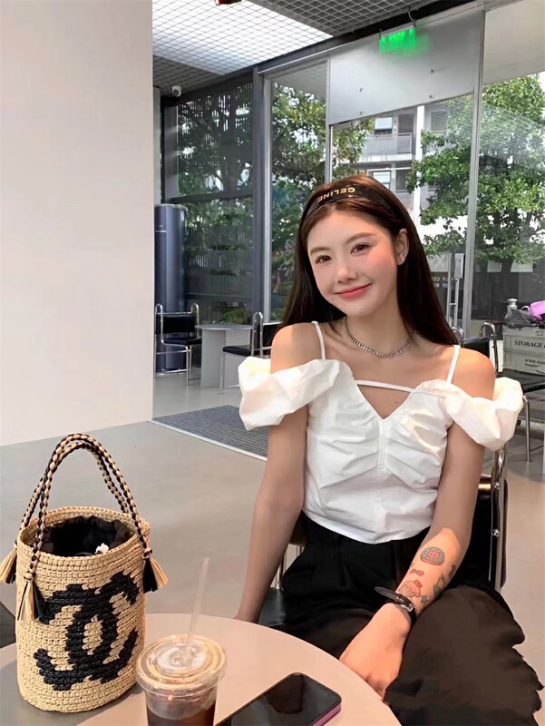 [ICC] Korean style off shoulder one neck short shirt 8182# PCZ